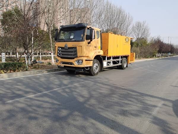 indonesia 6m3 slurry sealing truck_2
